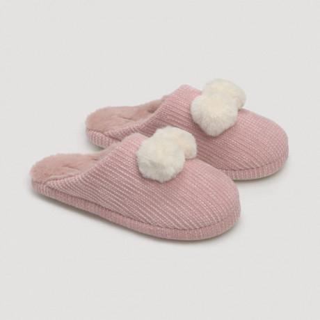 WINTER HOUSE SLIPPERS, YSABEL MORA. LIMITED EDITION.