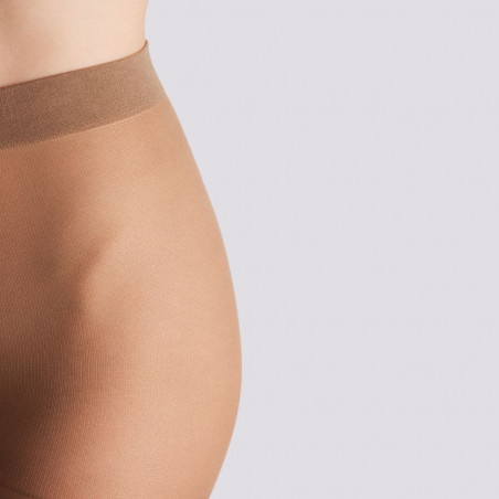 Panty Reductor, 40 Den, Ysabel Mora.