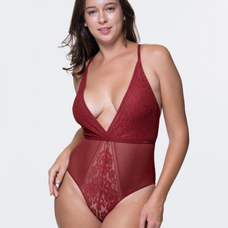 BODY SUPER ESCOTADO ENCAJE, SIN AROS, UNITY, DORINA. LIMITED EDITION.
