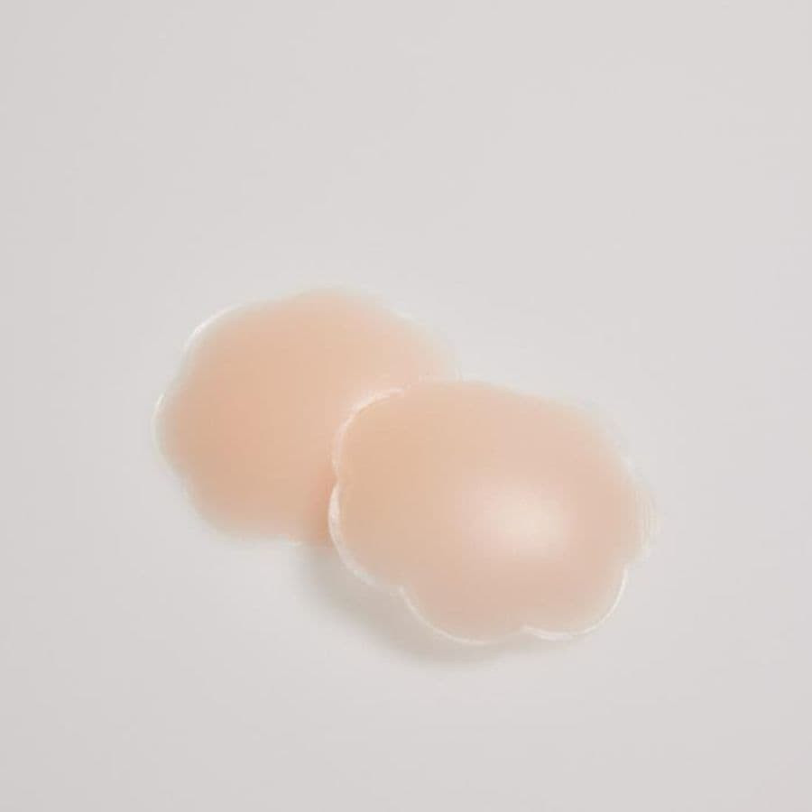 https://corseteriasingular.com/32032-large_default/adhesive-nipple-cover-ysabel-mora.jpg