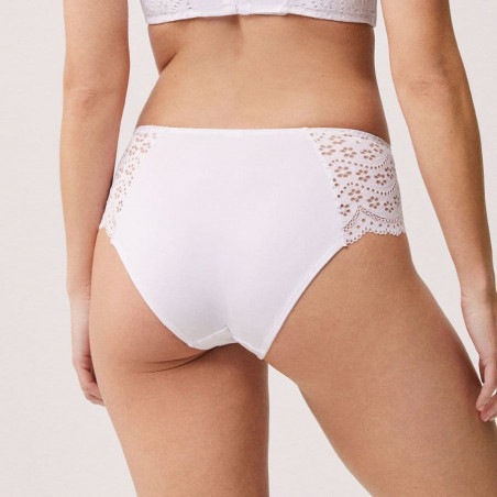 HIGH WAISTED BRIEF LACE, YSABEL MORA.