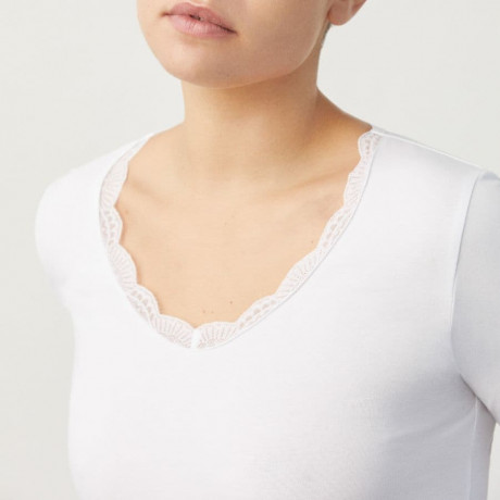 cotton long sleeve t-shirt, ysabel mora. 2
