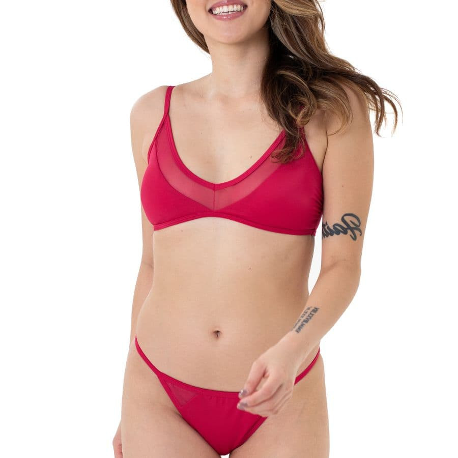 conjunto bikini tipo top rojo, sin aros, torca, dorina.