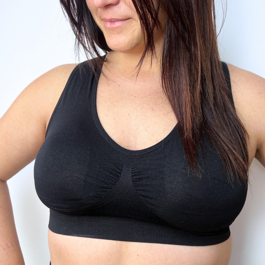 Sleep top, non wired, removable padded, sally, singular.