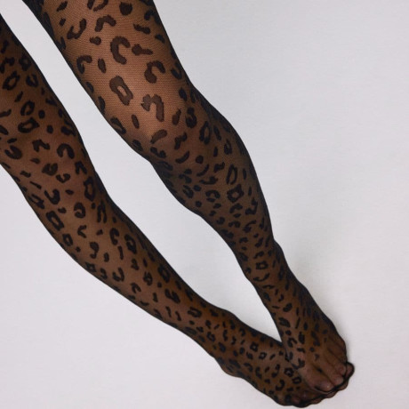 Fantasy tights animal print, ysabel mora. 2