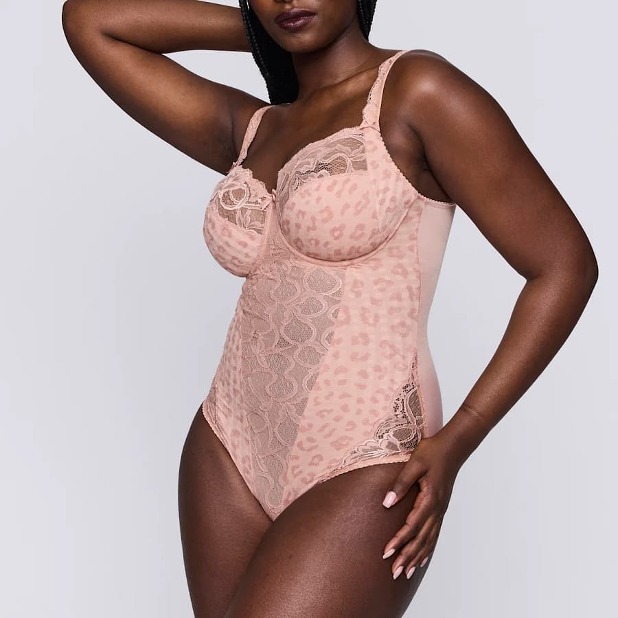 Control bodysuit, minimizer bra, underwired, non padded, madison, primadonna.