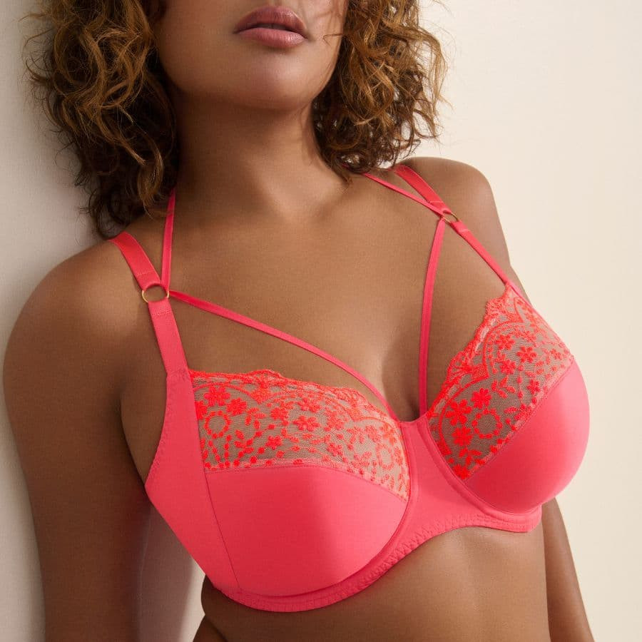 Minimizer bra, underwired, non padded, angelou, primadonna twist.