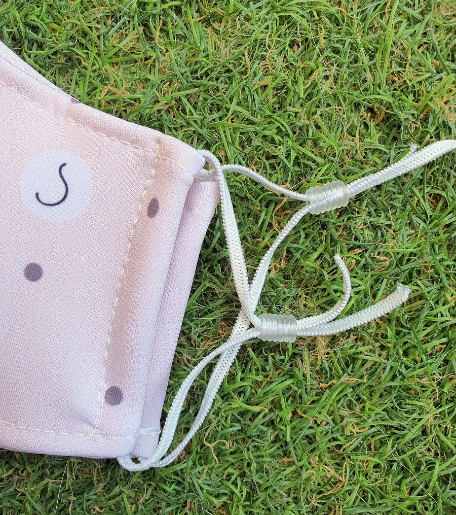 Approved reusable hygienic mask, beige polka dots, single.