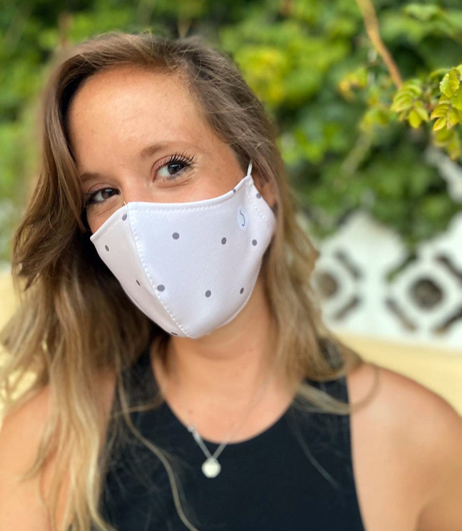 Approved reusable hygienic mask, beige polka dots, single.