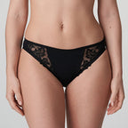 Midi cut embroidered lace briefs, Deauville by Primadonna.