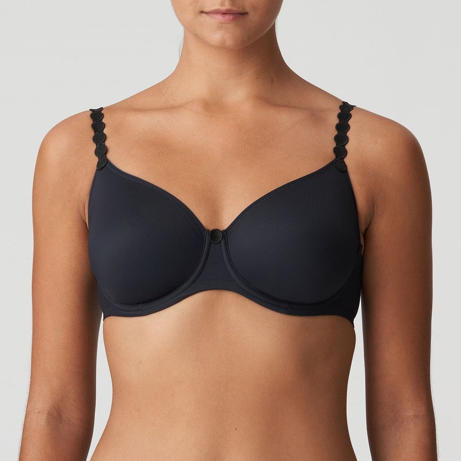 Bra Capacity, Tom, Marie Jo