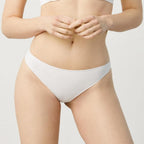 Braguita de corte tanga y algodón suave de ysabel mora.