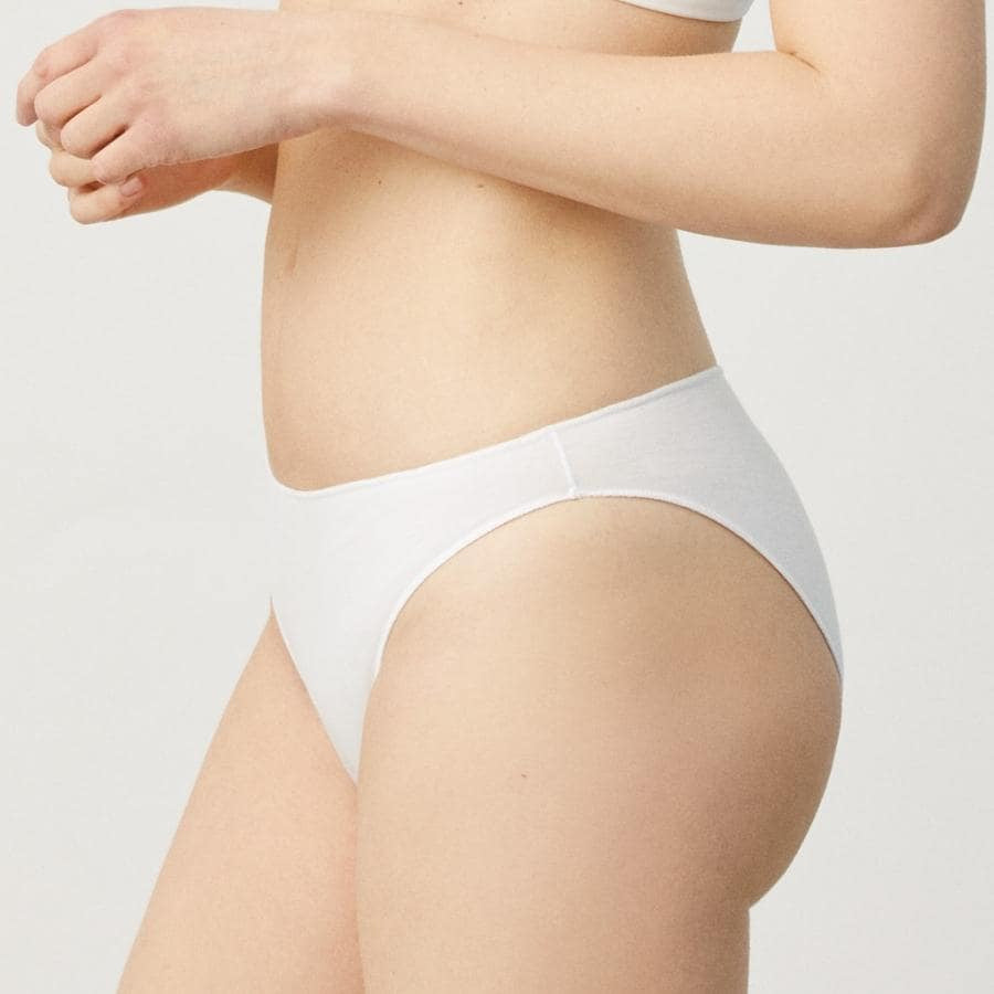 braguita de corte mini en algodón suave de ysabel mora.
