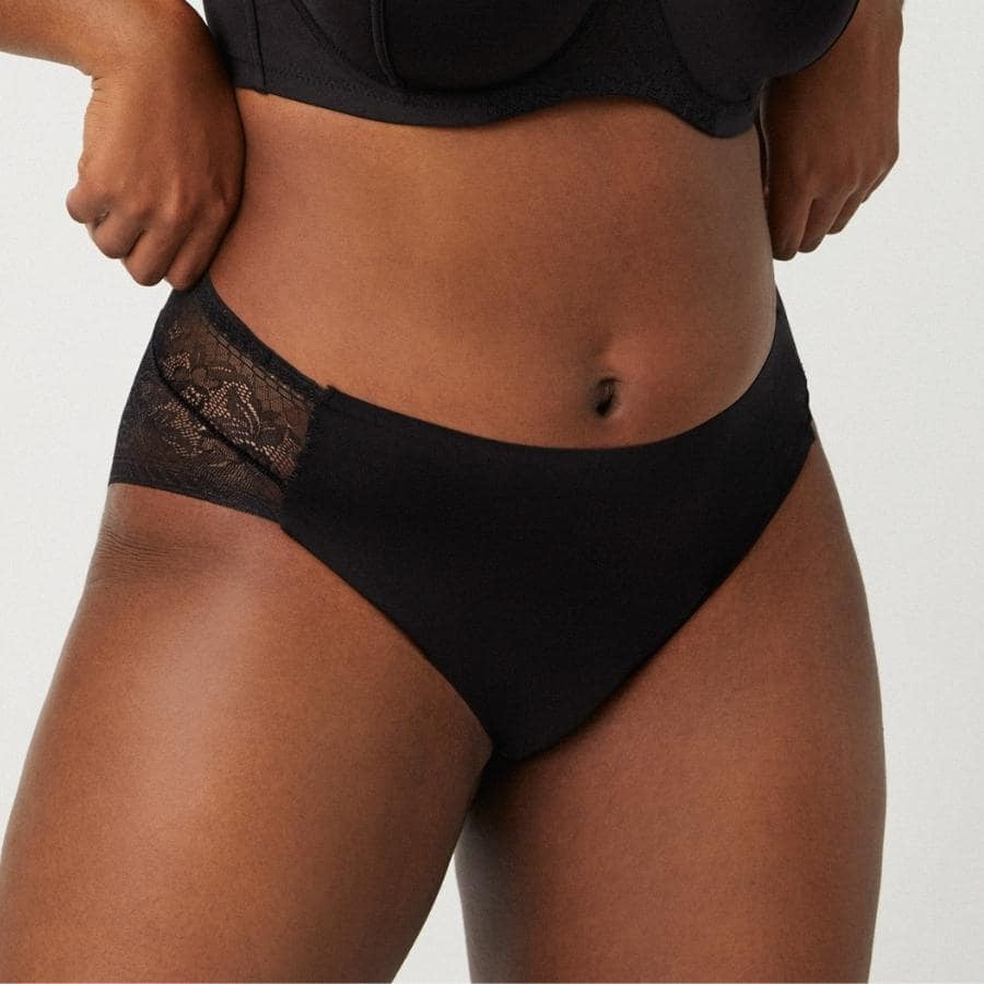 braguita corte midi de encaje invisible de ysabel mora.