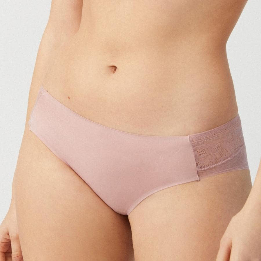 braguita corte midi de encaje invisible de ysabel mora.