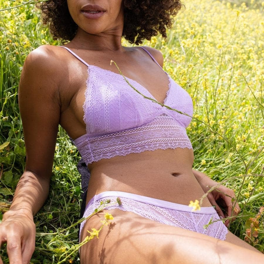 bralette encaje sin aros y relleno, caia de dorina.