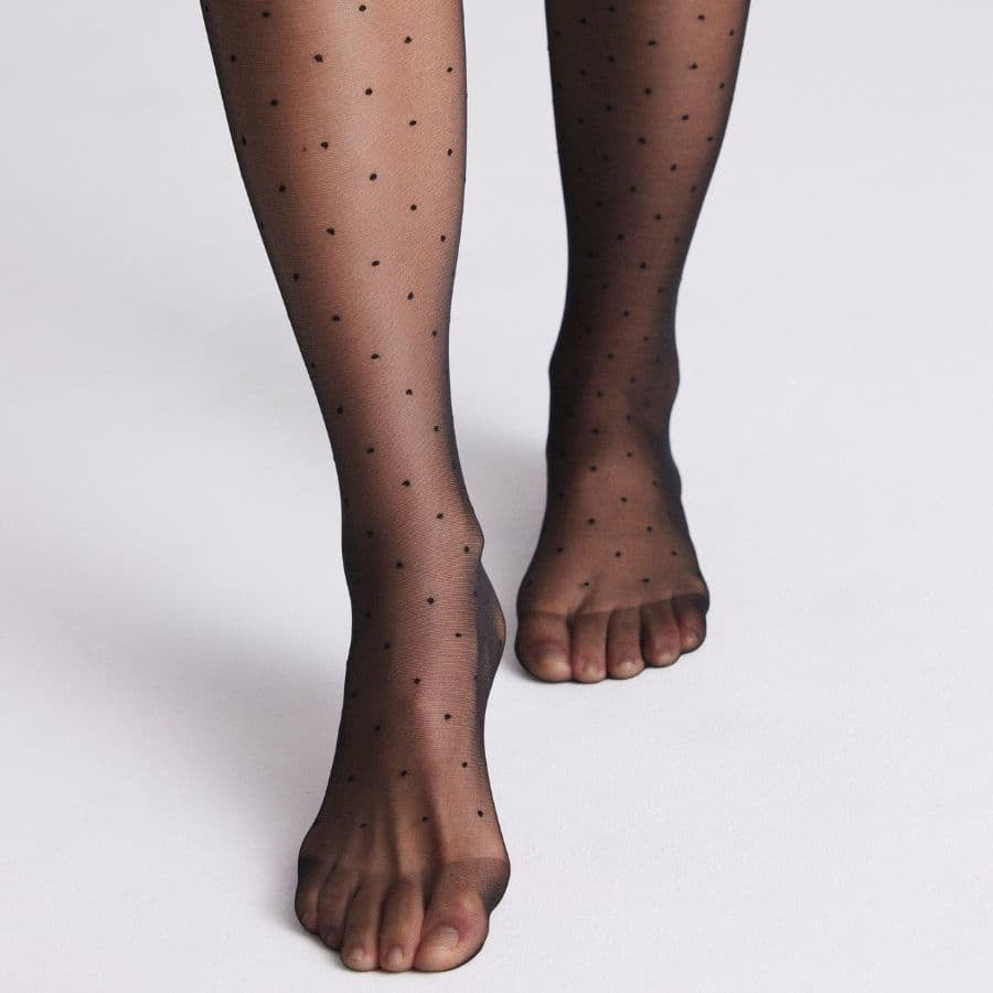 panty fantasía de puntitos, 20 den de ysabel mora.