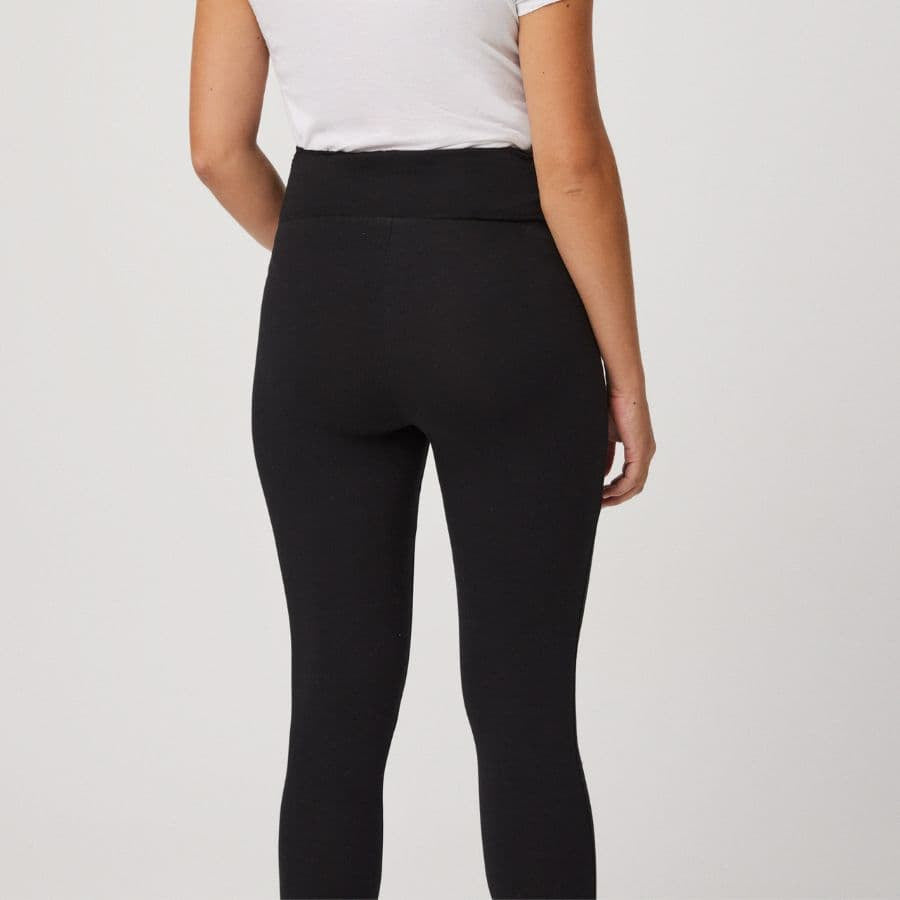 Leggings premamá cómodos y elásticos de Ysabel Mora.