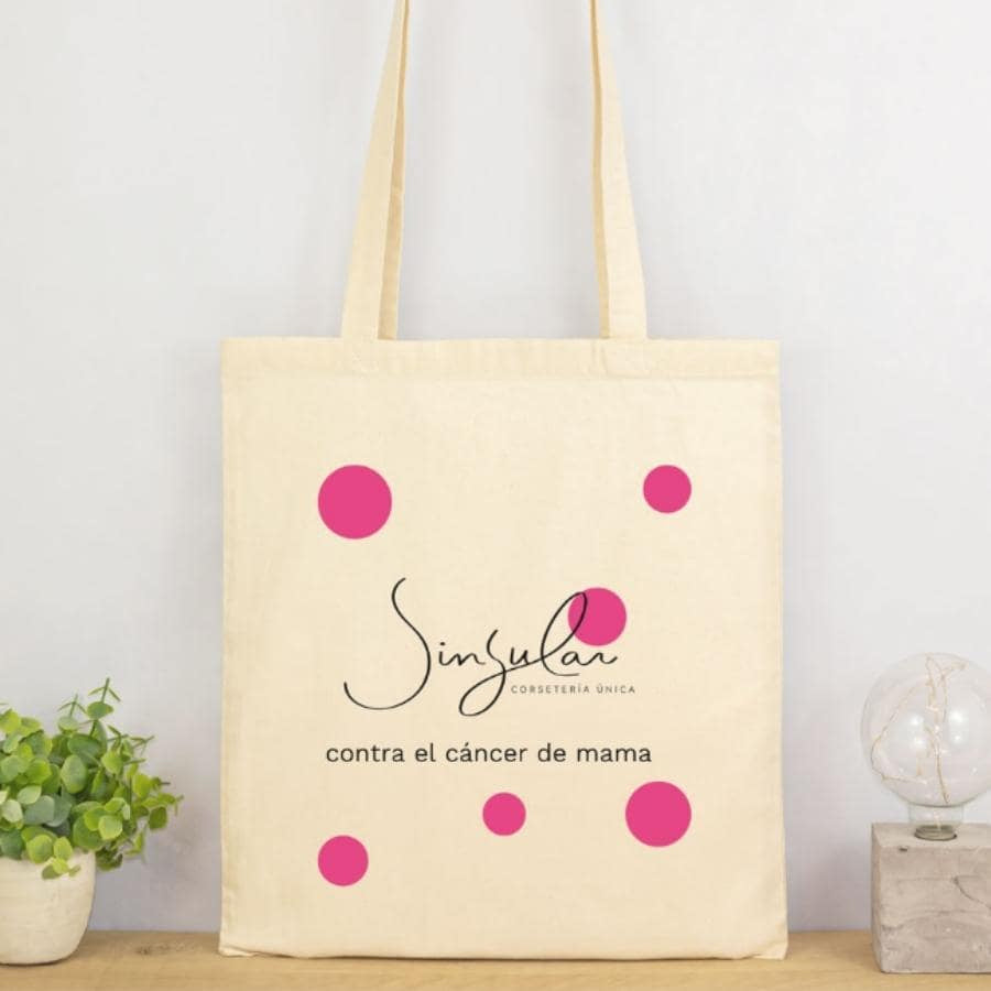 tote bag singular contra el cancer de mama.