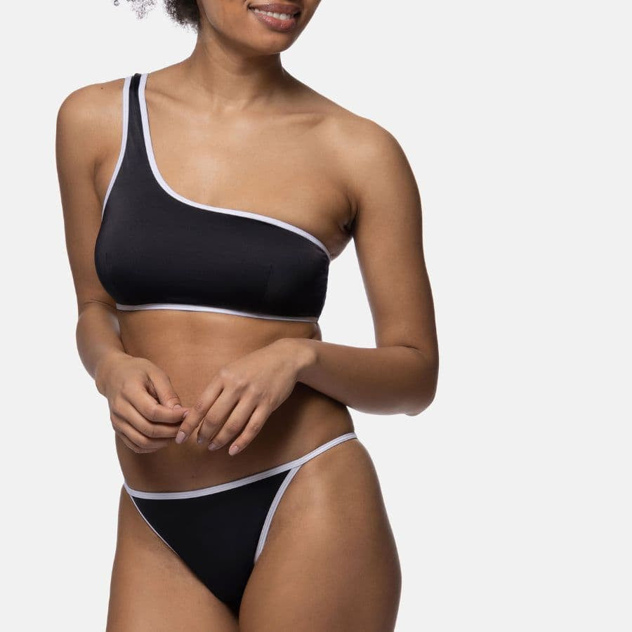 conjunto bikini tipo top, sin aro, bandol de dorina.
