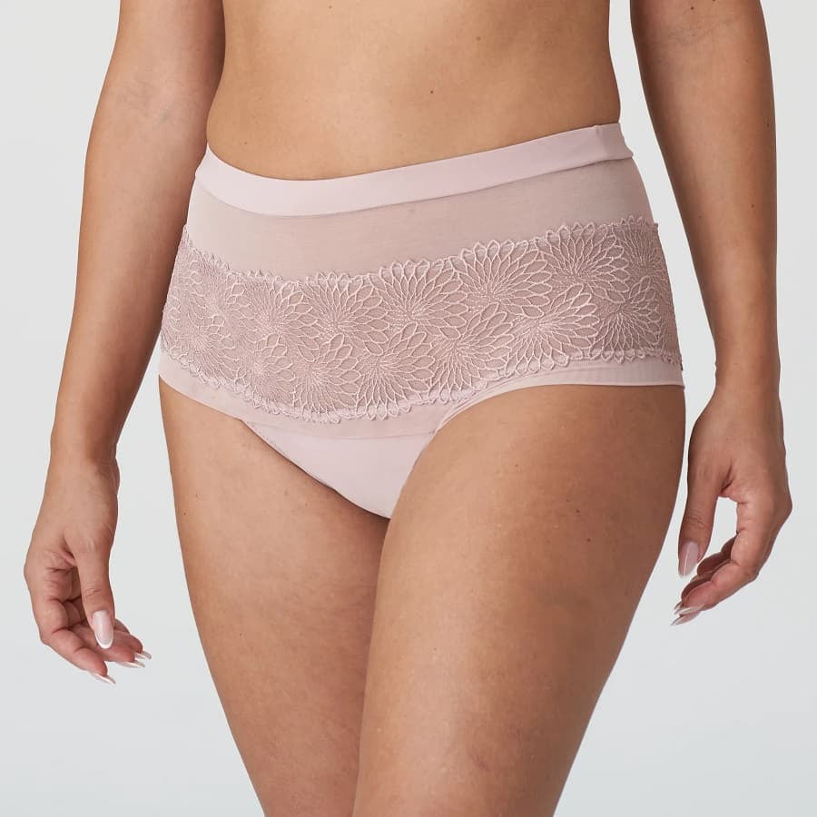 braga shorty encaje y microtul, sophora de primadonna.