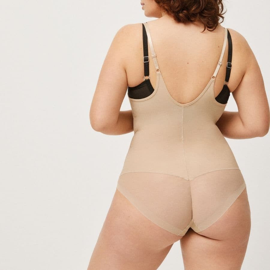 body reductor efecto vientre plano y tanga de ysabel mora.