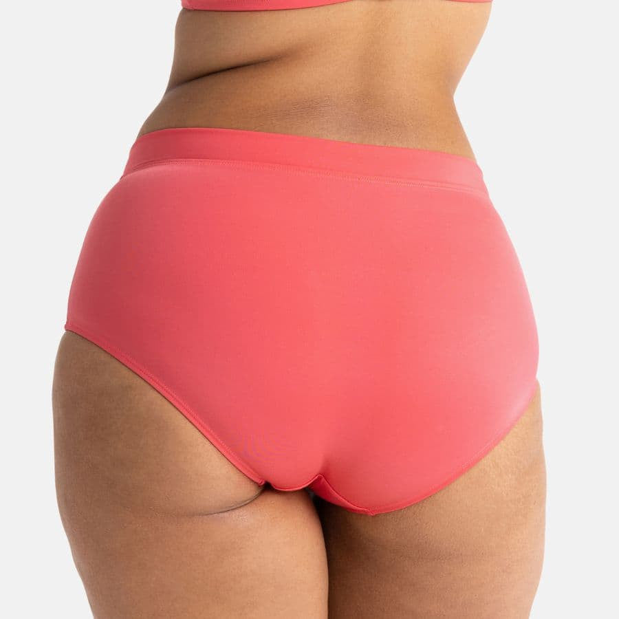 Braga bikini de talle alto lisa, cairns de dorina.