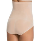 Faja reductora invisible, corte braga, spanx.