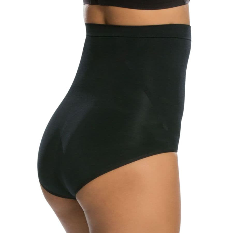 Faja reductora invisible, corte braga, spanx.