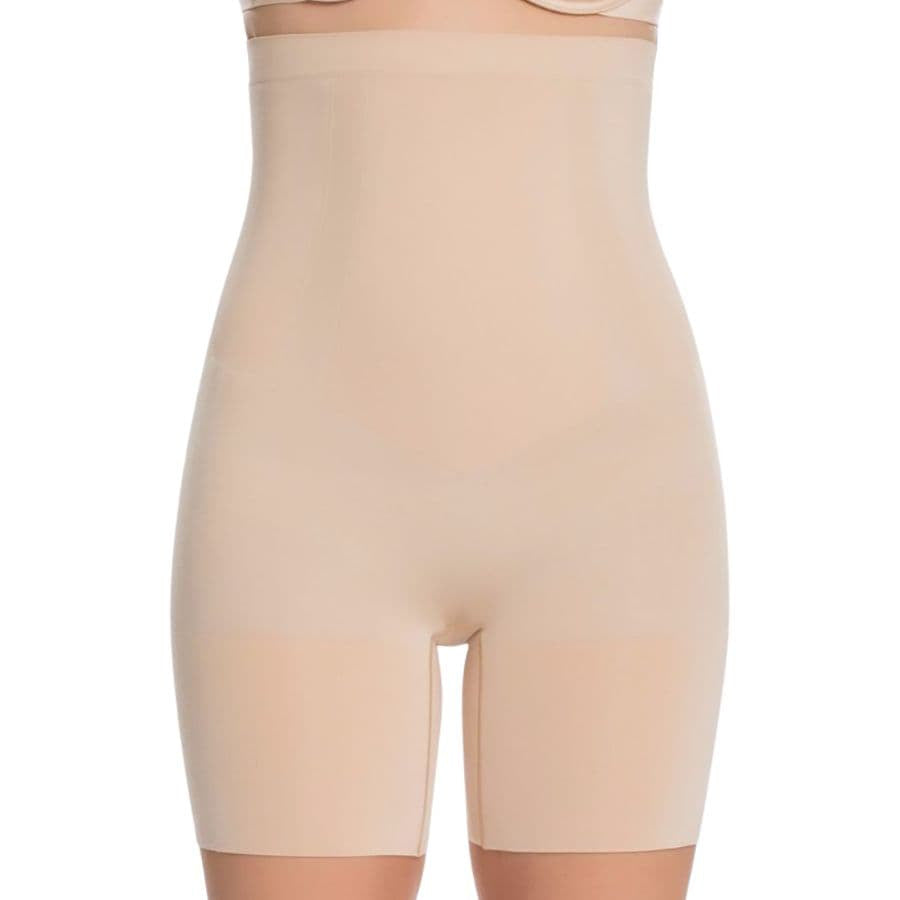 Faja reductora invisible, corte pantalón, spanx.