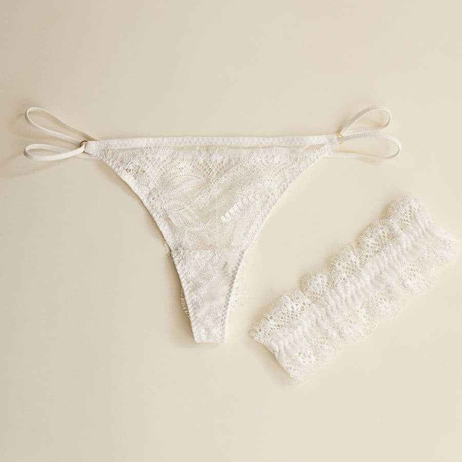 Regalo especial para novias, braguita brasileña y liga, promise.