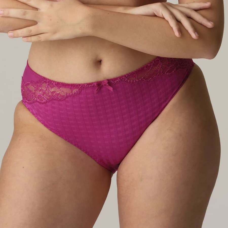Braguita de talle alto encaje, madison de primadonna.