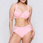 High-waisted lace brief, Primadonna.
