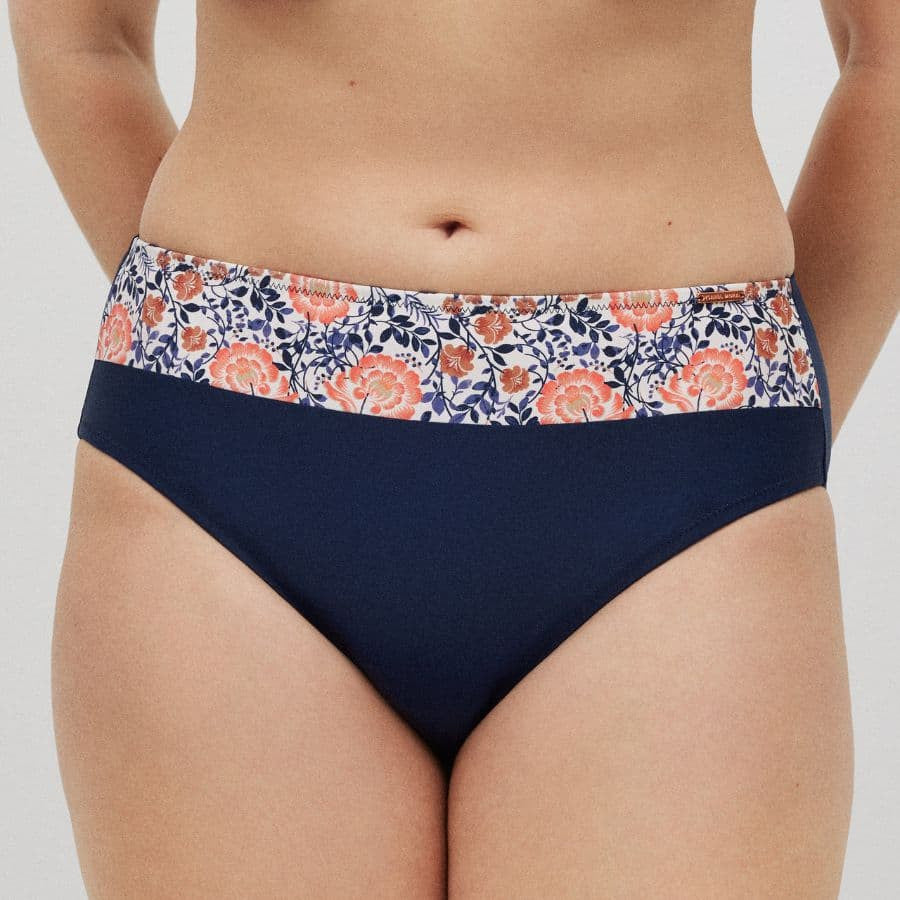 Conjunto de bikini reductor, copa c y e, maui, ysabel mora.