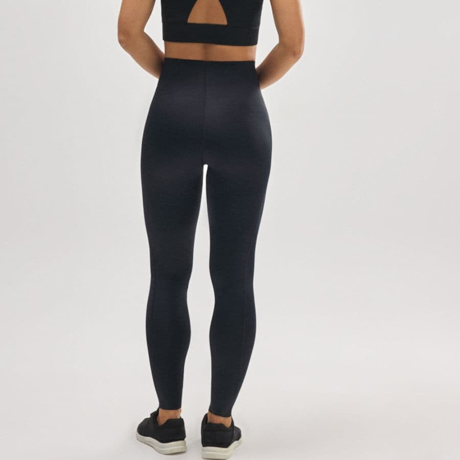 Leggings deportivos, tejido compresivo y efecto vientre plano, ysabel mora.