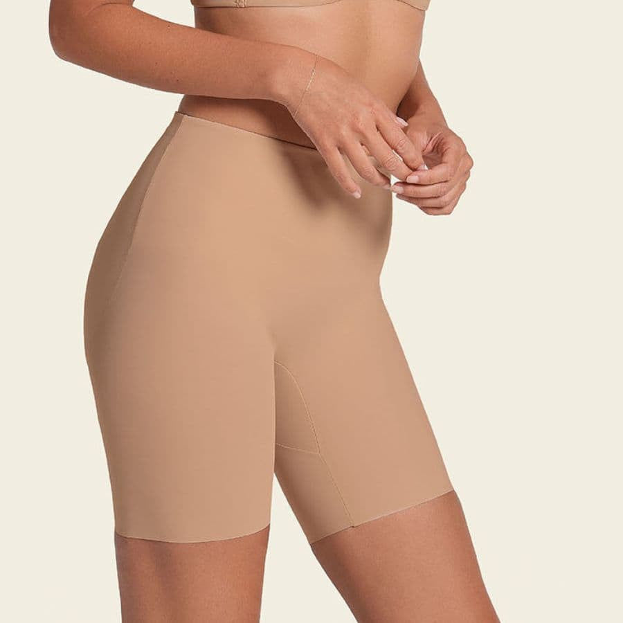 Short invisible de control, lenvanta glúteos de leonisa.