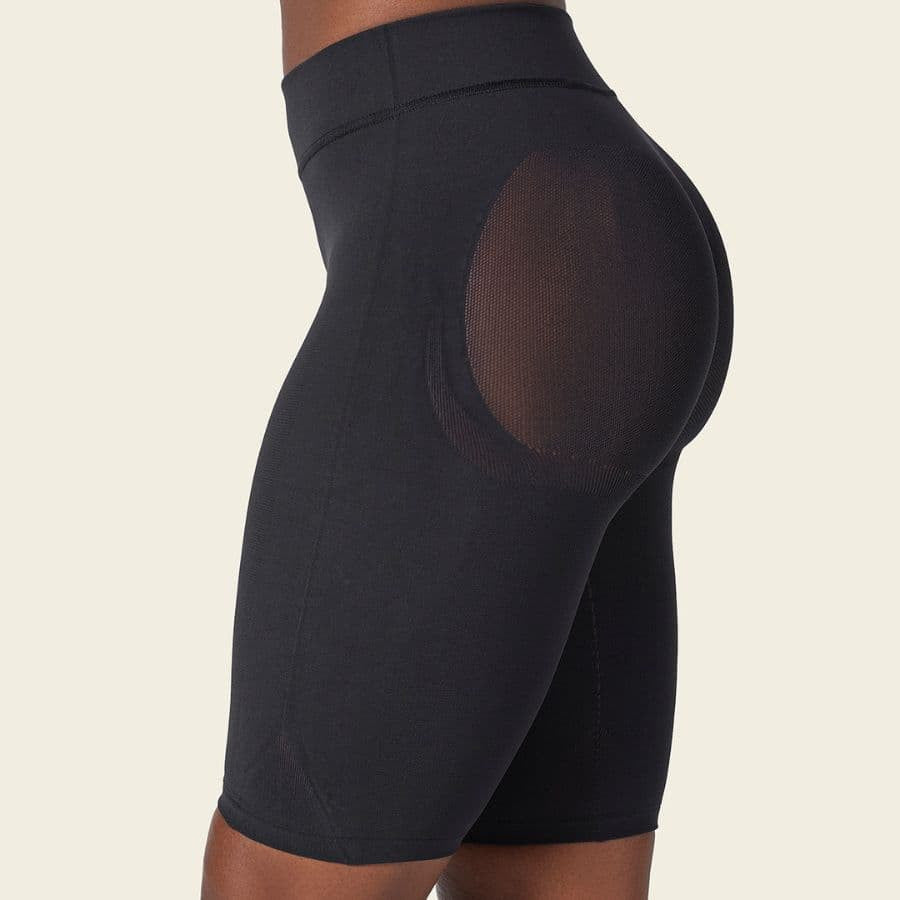 Short invisible con efecto lenvanta glúteos de leonisa.