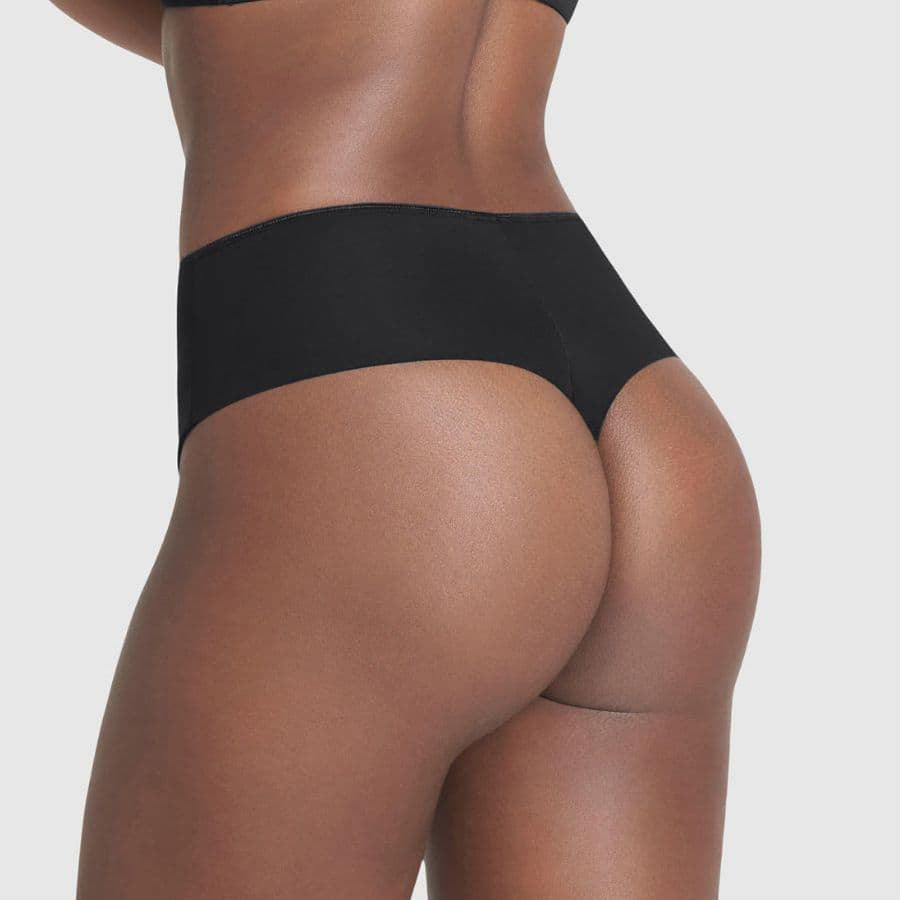 Faja corte tanga de compresión fuerte en abdomen de leonisa