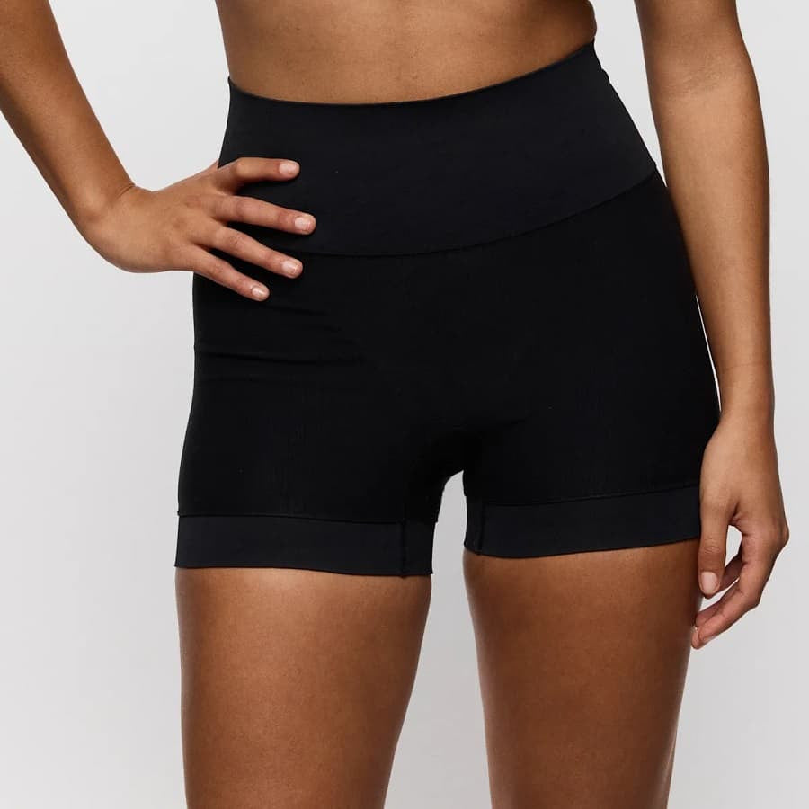 Short moldeador levanta glúteos, nudda de primadonna.