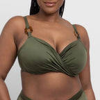 Conjunto bikini con aros y braga alta, guarana de dorina.