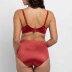 Conjunto bikini con relleno y braga alta, mysterio de dorina.