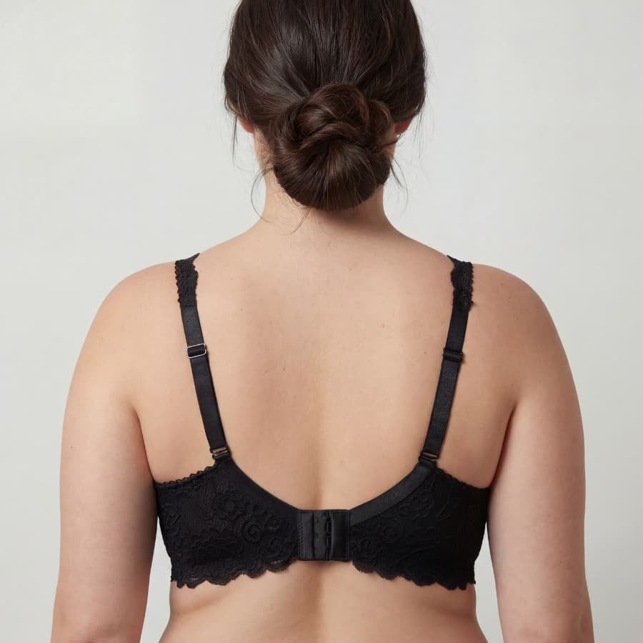 bralette encaje tallas grandes, modelo rouse, singular.