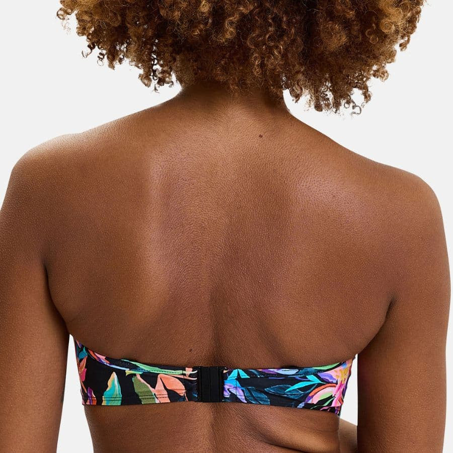 Conjunto bikini sin tirantes, barbade de sans complexe.