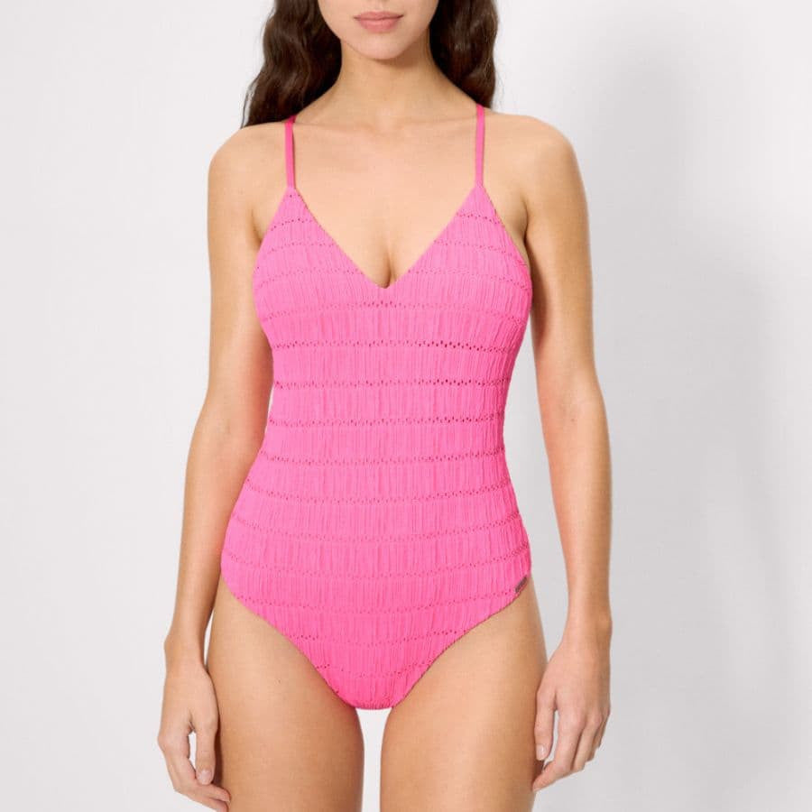 Bañador sin aro copa b, strawberry de ysabel mora.