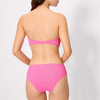 Conjunto bikini push up copa c, strawberry de ysabel mora.