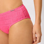 Conjunto bikini push up copa c, strawberry de ysabel mora.