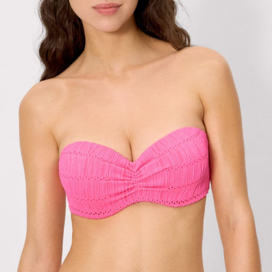 Conjunto bikini push up copa c, strawberry de ysabel mora.