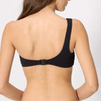 Conjunto bikini asimétrico copa b, strawberry de ysabel mora.