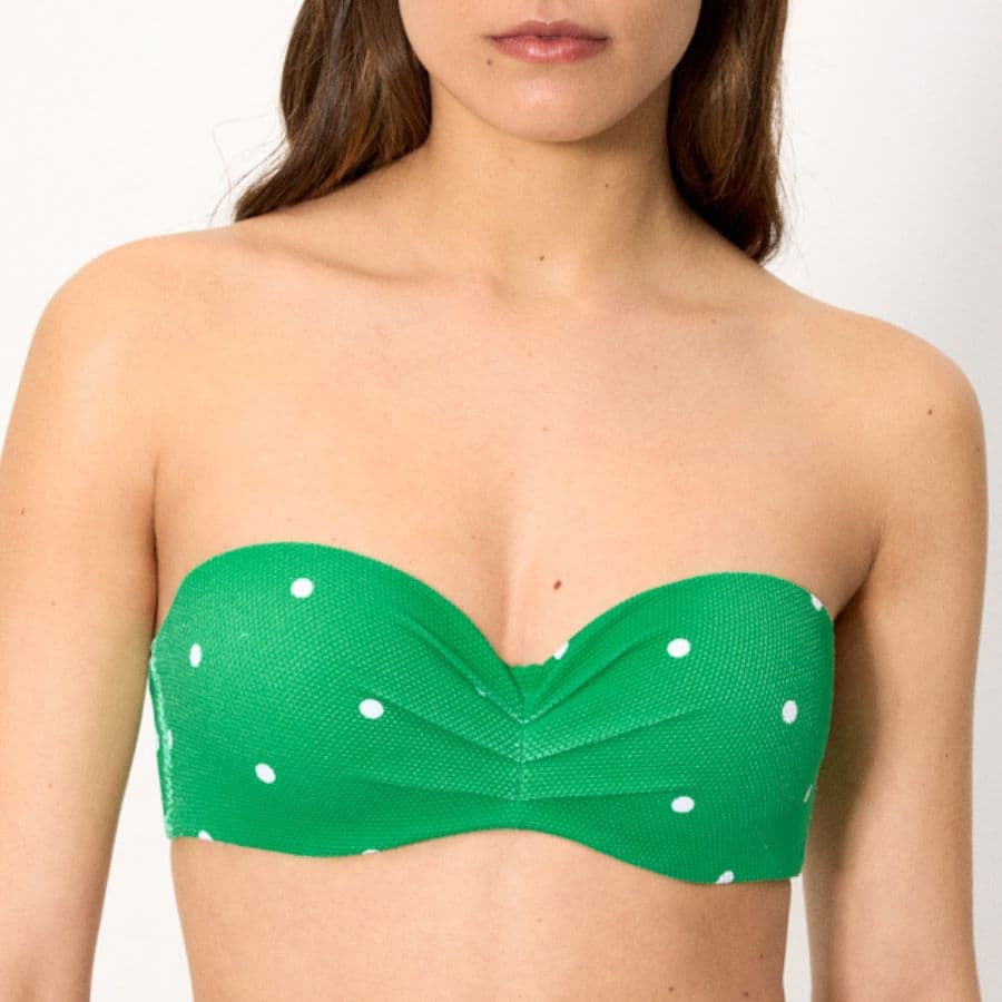Conjunto bikini sin tirantes copa B y C, lime de ysabel mora.