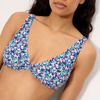 Conjunto bikini capacidad copa c, flowers de ysabel mora.